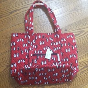 Vera Bradley Playful Penguins Lg Tote Bag NEW